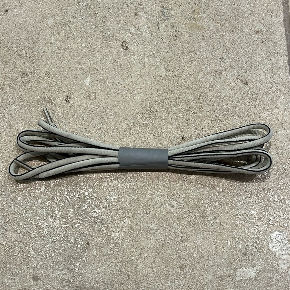 Balenciaga white-black shoe laces